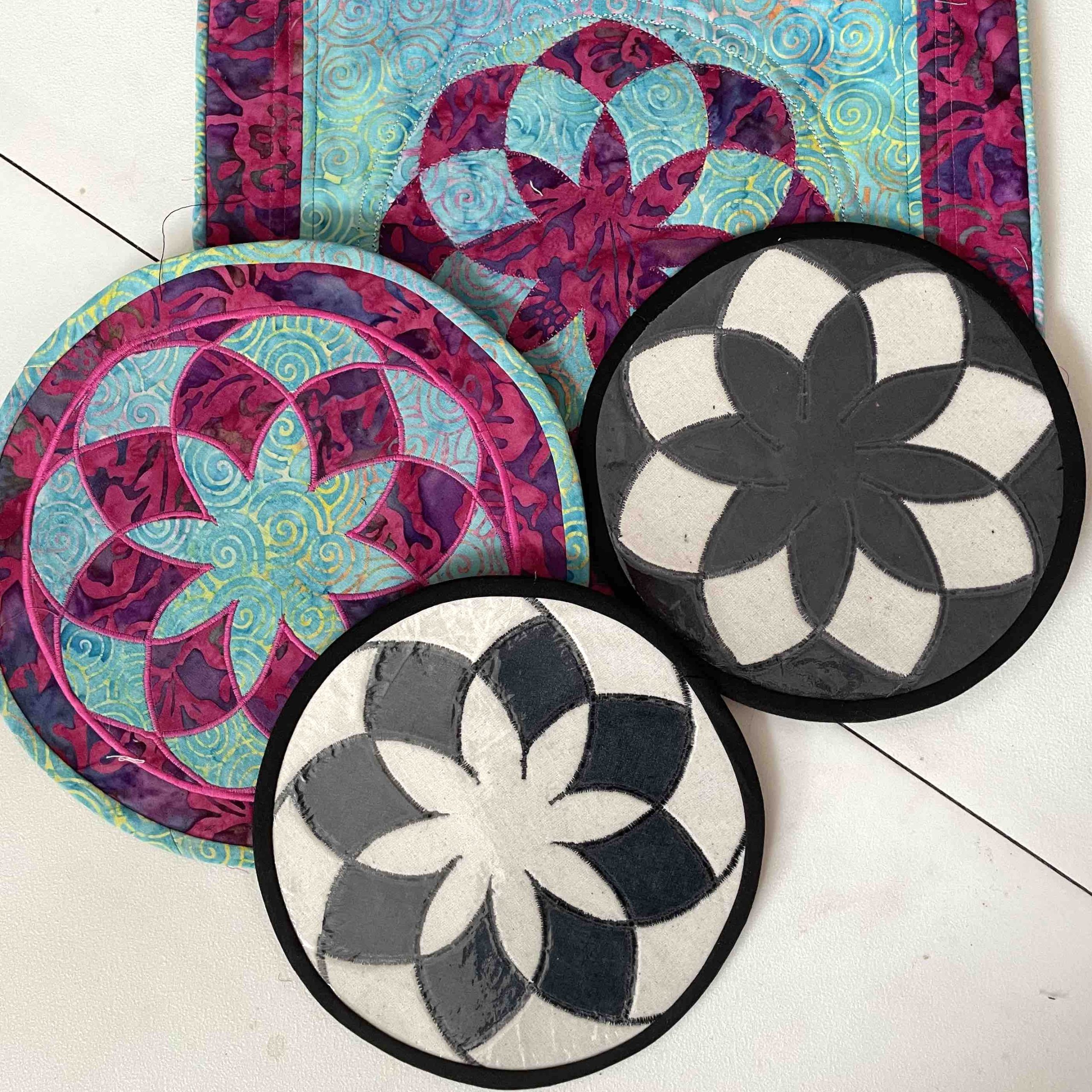 Interwoven Circles_Magic Malipulation