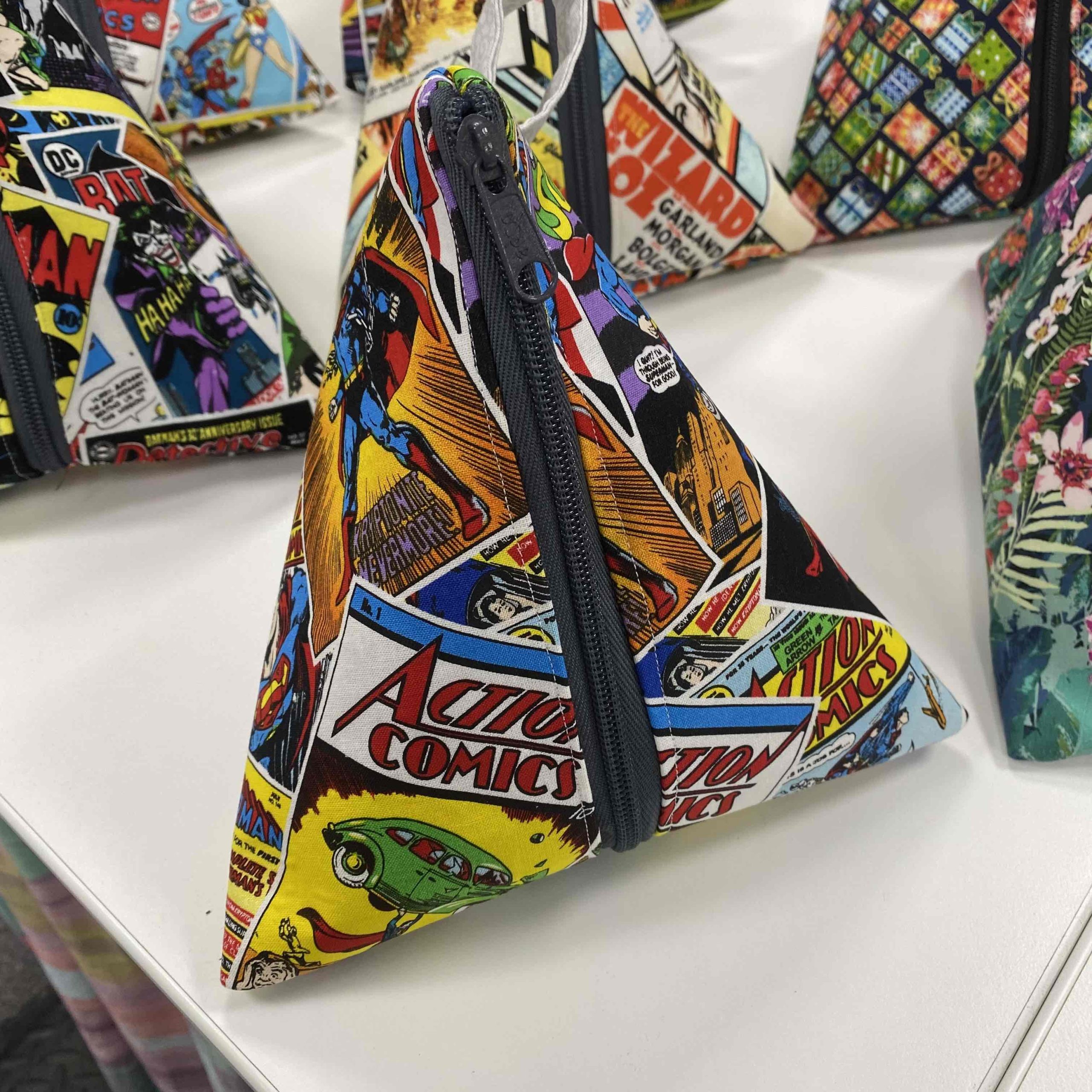 Triangular Zippy Pods