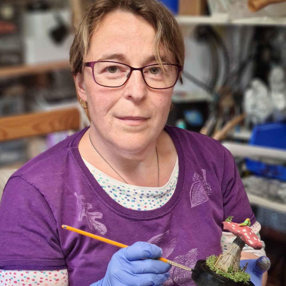 MIXED MEDIA SHROOM PINCUSHION with Alex Hellawell Sunday 10.10 The